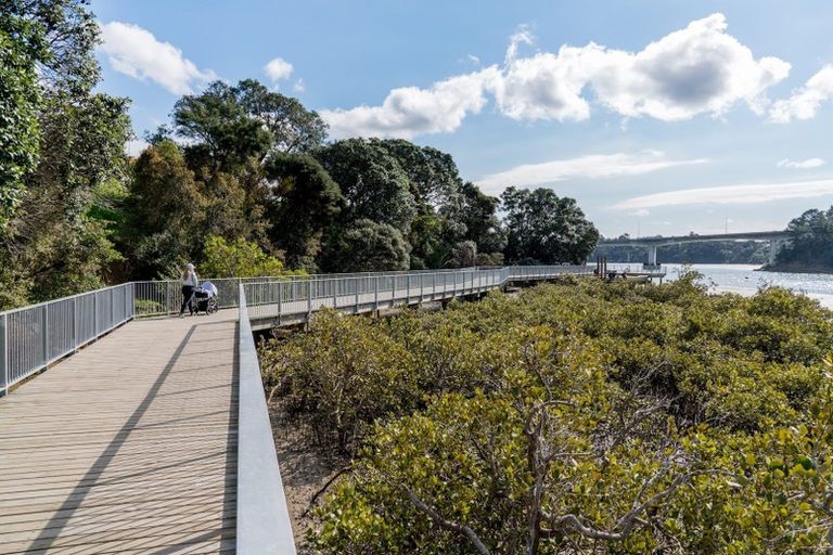 Photo of property in 108/81 Mapou Road, Hobsonville, Auckland, 0616