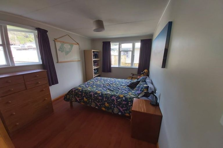 Photo of property in 23 Delaney Drive, Stokes Valley, Lower Hutt, 5019