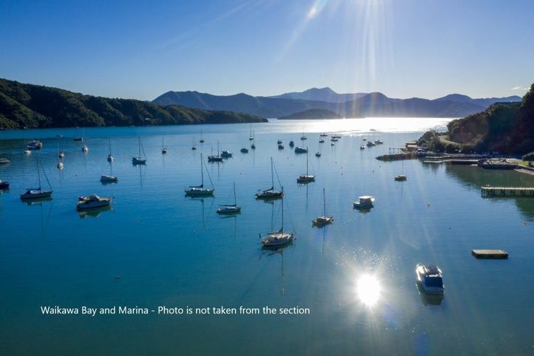 Photo of property in 354b Waikawa Road, Waikawa, Picton, 7220