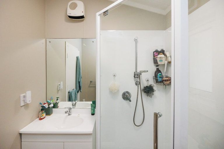 Photo of property in 2 Dalrymple Place, Marton, 4710