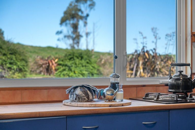 Photo of property in 99 Kapukapu Road, Hamurana, Rotorua, 3096