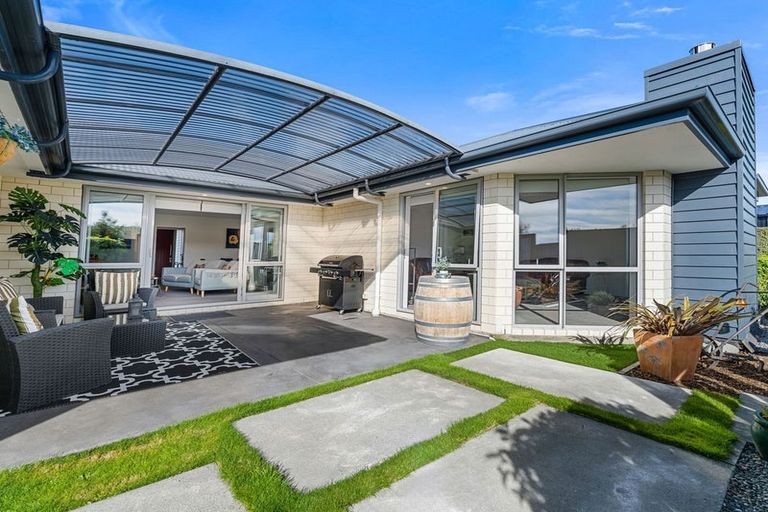 Photo of property in 16 Cassini Place, Leeston, 7632