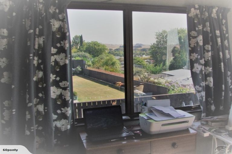 Photo of property in 11 Goodger Street, Waipukurau, 4200