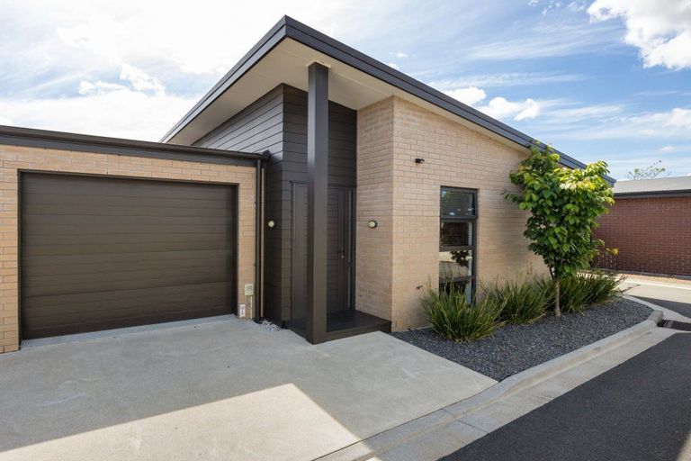Photo of property in 6u5 Church Road, Pukete, Hamilton, 3200