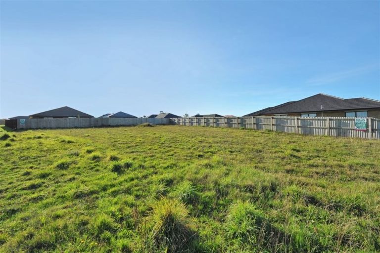 Photo of property in 3 Goodland Place, Rolleston, 7614