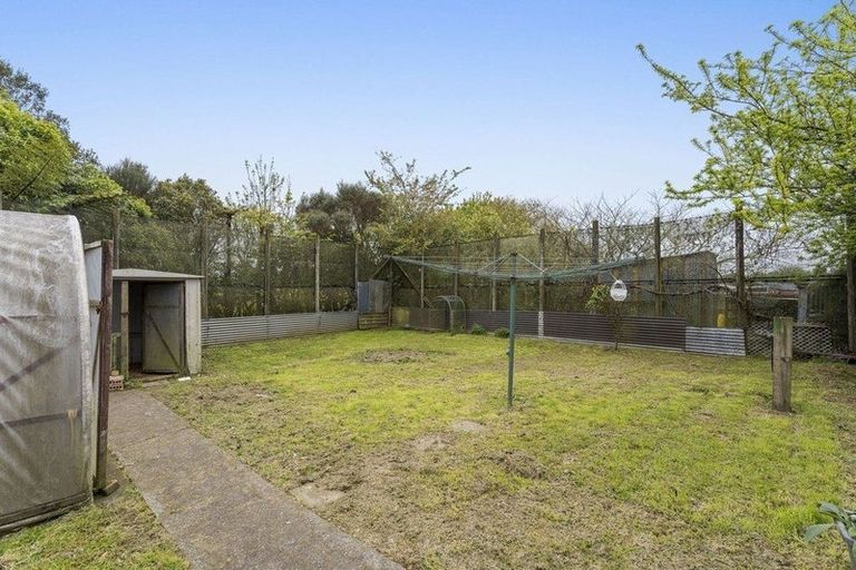 Photo of property in 14 Oberon Street, Stratford, 4332