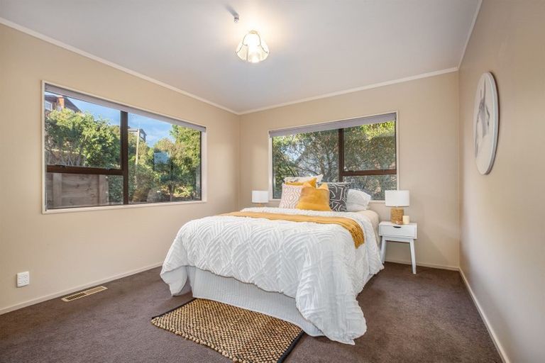 Photo of property in 22 Sailmaker Close, Whitby, Porirua, 5024