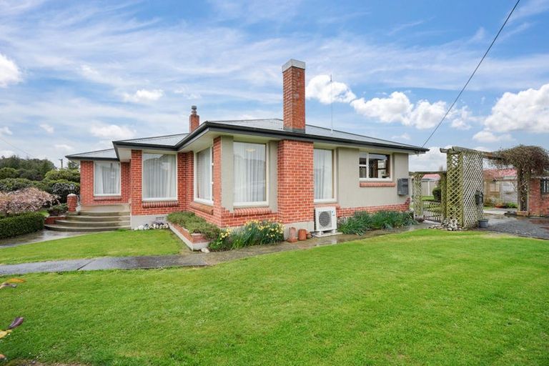 Photo of property in 81 Orawia Road, Tuatapere, 9620