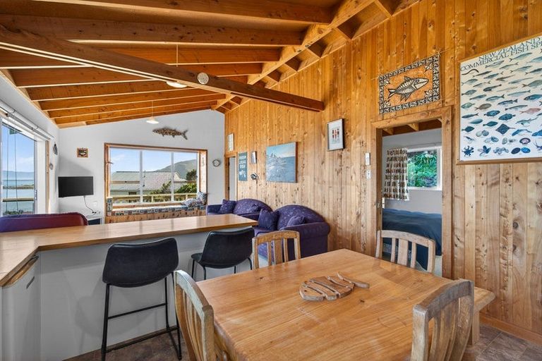 Photo of property in 22 Seaview Avenue, Cape Palliser, Pirinoa, 5772