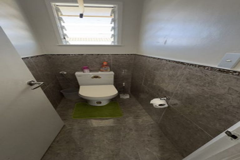 Photo of property in 1/126 Porchester Road, Papakura, 2110