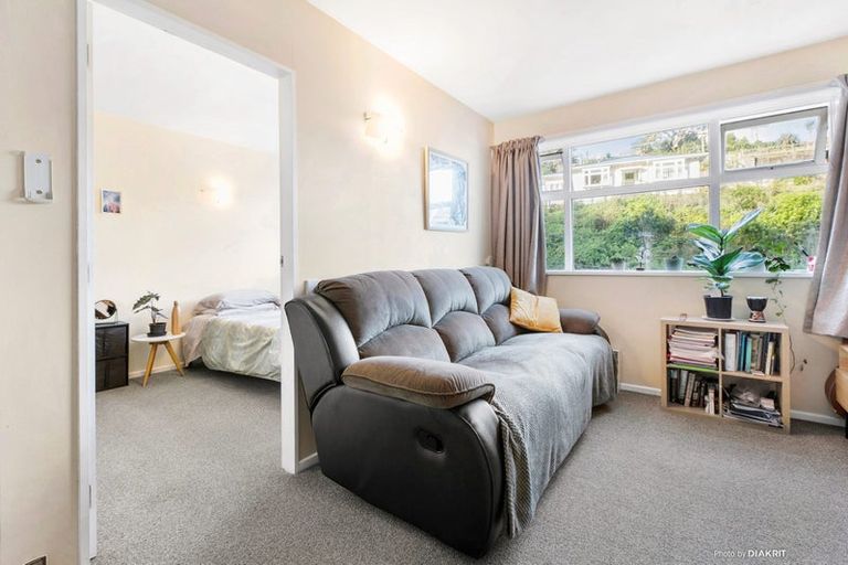Photo of property in Parkland Flats, 51u6 Adams Terrace, Kelburn, Wellington, 6021