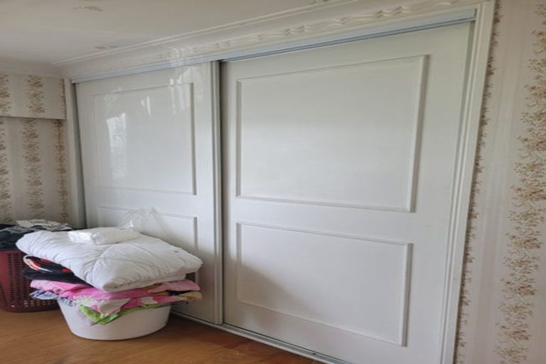 Photo of property in 15 Shirley Avenue, Papakura, 2110