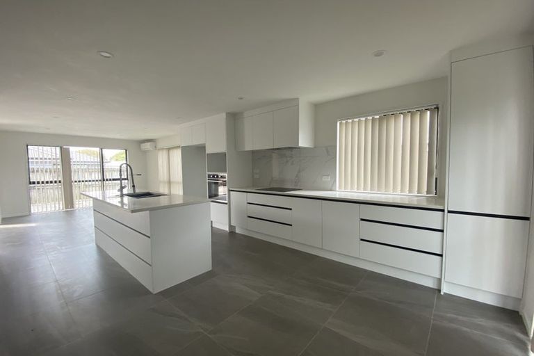 Photo of property in 74e Miller Road, Mangere Bridge, Auckland, 2022