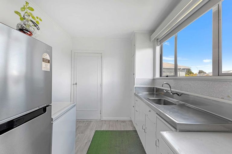 Photo of property in 16 Achilles Street, Stratford, 4332