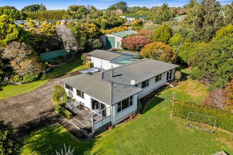 Photo of property in 218 Henwood Road, Paraite, New Plymouth, 4372