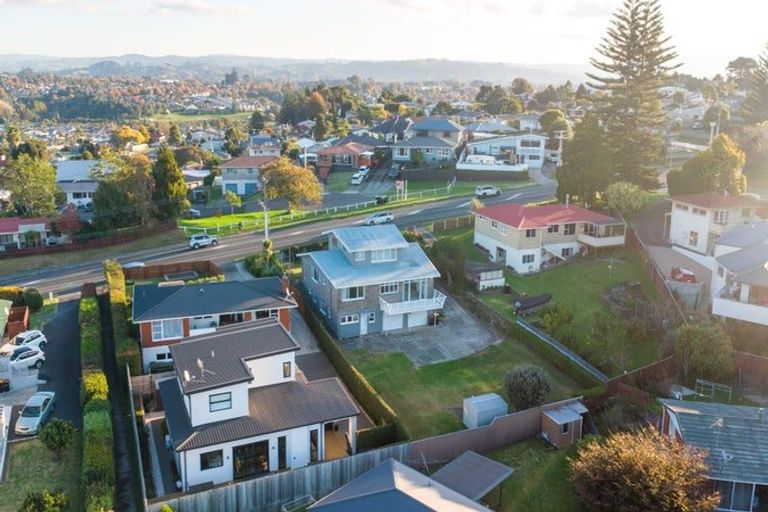 Photo of property in 123 Bellevue Road, Brookfield, Tauranga, 3110