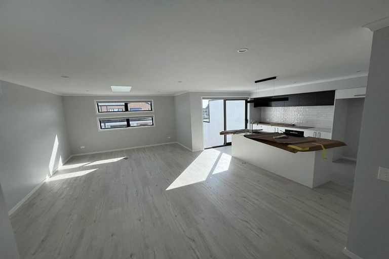 Photo of property in 6 Atutahi Lane, Papamoa Beach, 3118