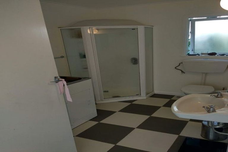 Photo of property in 21 Highbury Crescent, Highbury, Wellington, 6012