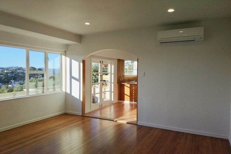 Photo of property in 65 Tannadyce Street, Strathmore Park, Wellington, 6022