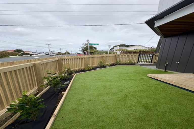 Photo of property in 14c Elcoat Avenue, Te Atatu South, Auckland, 0610
