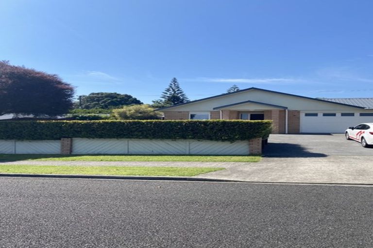 Photo of property in 32 Penrod Drive, Bell Block, New Plymouth, 4312