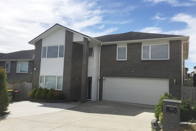 Photo of property in 144 Flat Bush School Road, Flat Bush, Auckland, 2019