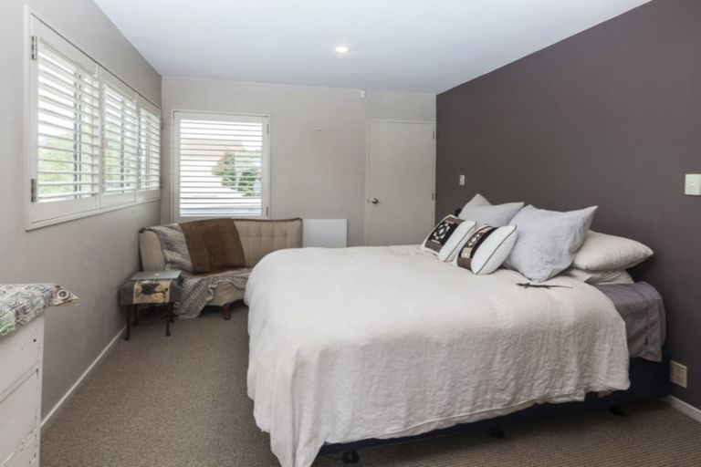 Photo of property in 5/33 Holly Road, St Albans, Christchurch, 8014