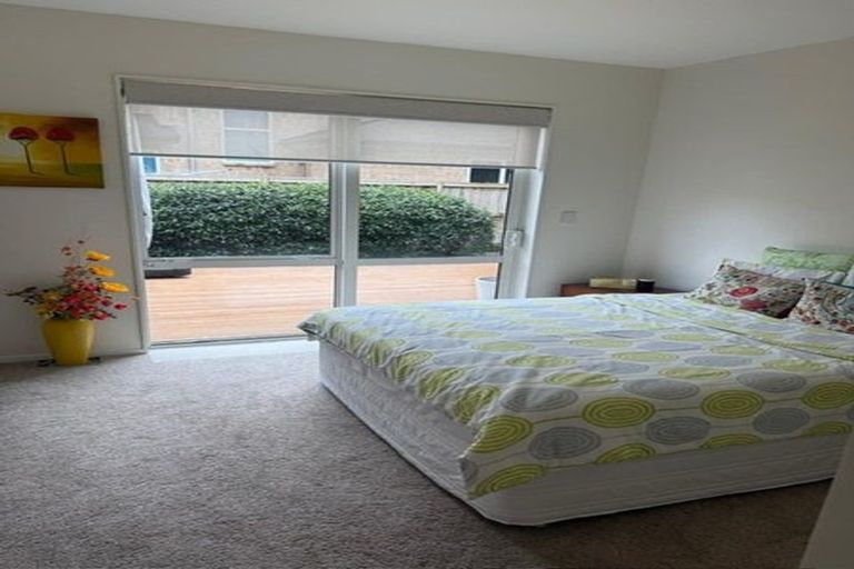 Photo of property in 1 Irongate Avenue, Ranui, Auckland, 0612