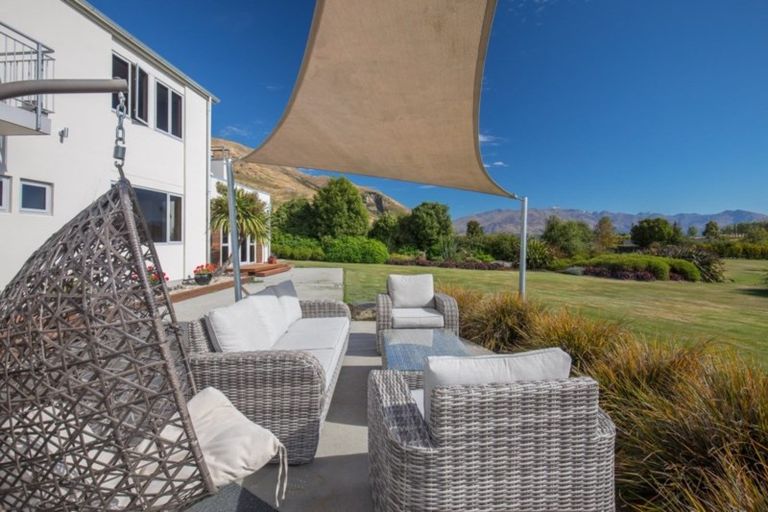 Photo of property in 12 Elderberry Crescent, Wanaka, 9305