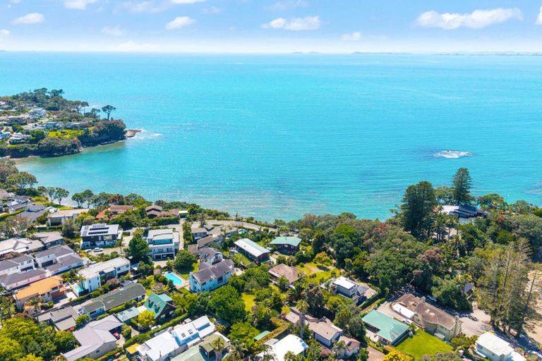Photo of property in 45 Rock Isle Road, Torbay, Auckland, 0630