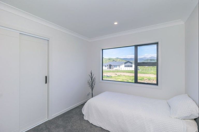 Photo of property in 26 Oriwa Lane, Levin, 5571
