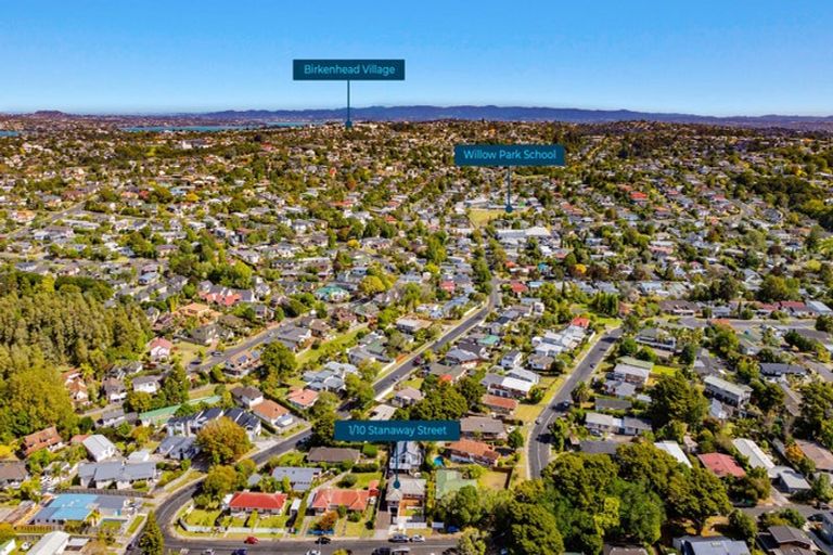 Photo of property in 1/10 Stanaway Street, Hillcrest, Auckland, 0627