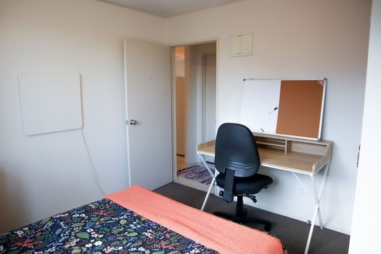 Photo of property in 158 Peverel Street, Riccarton, Christchurch, 8041