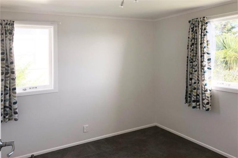 Photo of property in 9 Raeben Avenue, Hillcrest, Auckland, 0627