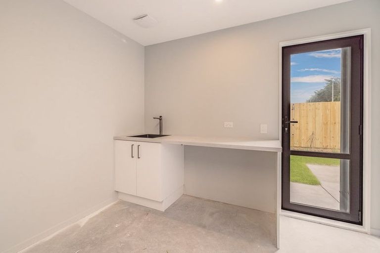 Photo of property in 4b Rawhiti Avenue, New Brighton, Christchurch, 8083