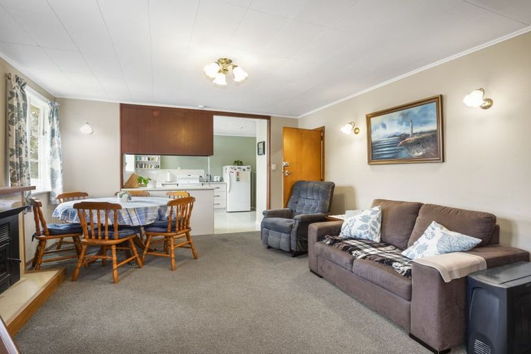 Photo of property in 73 Hampshire Street, Cannons Creek, Porirua, 5024