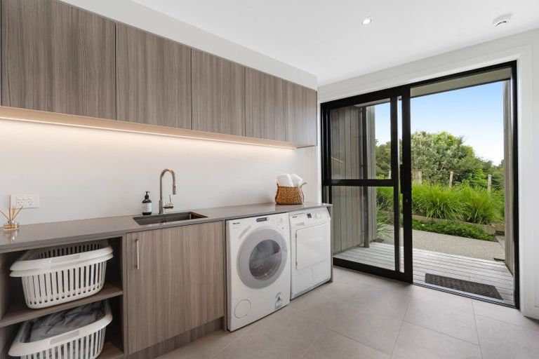 Photo of property in 67 Riordan Lane, Whitford, Manurewa, 2576