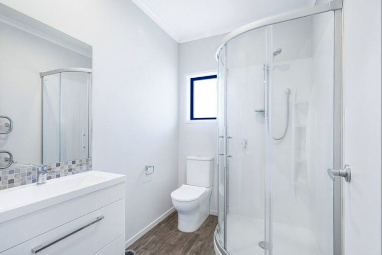 Photo of property in 2/20 Hunter Street, Hamilton Lake, Hamilton, 3204