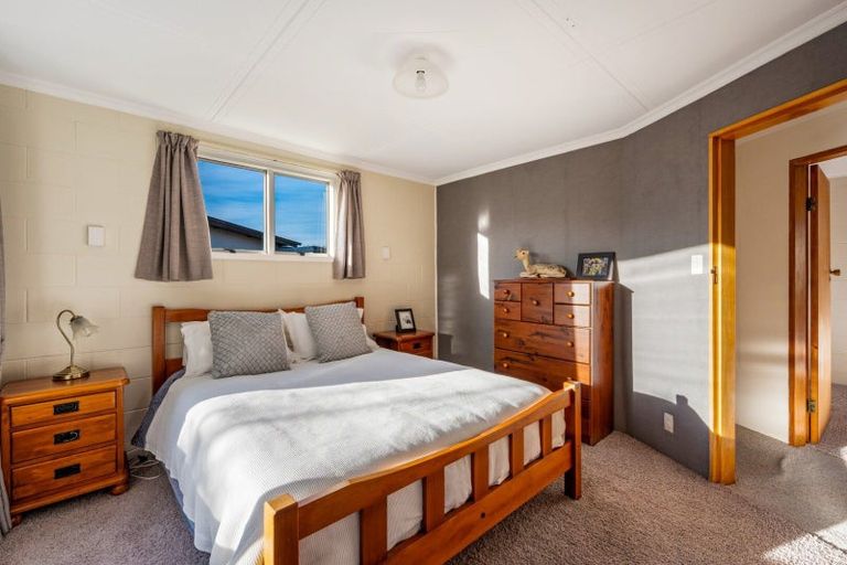 Photo of property in 95 Lakeview Terrace, Lake Hawea, 9382