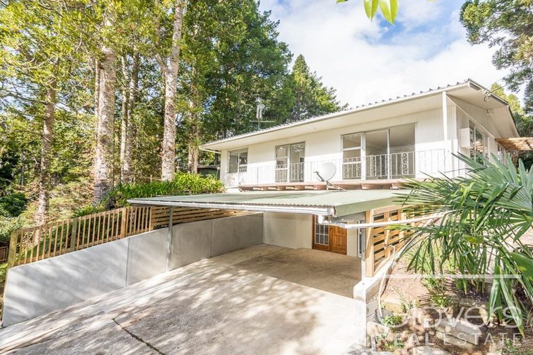 Photo of property in 3c Sylvan Valley Avenue, Titirangi, Auckland, 0604