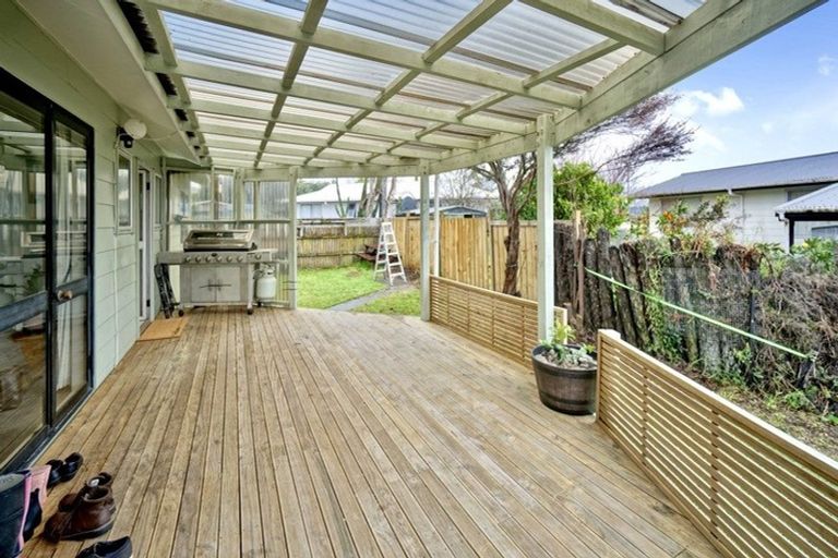 Photo of property in 9 Milsom Place, Te Puke, 3119