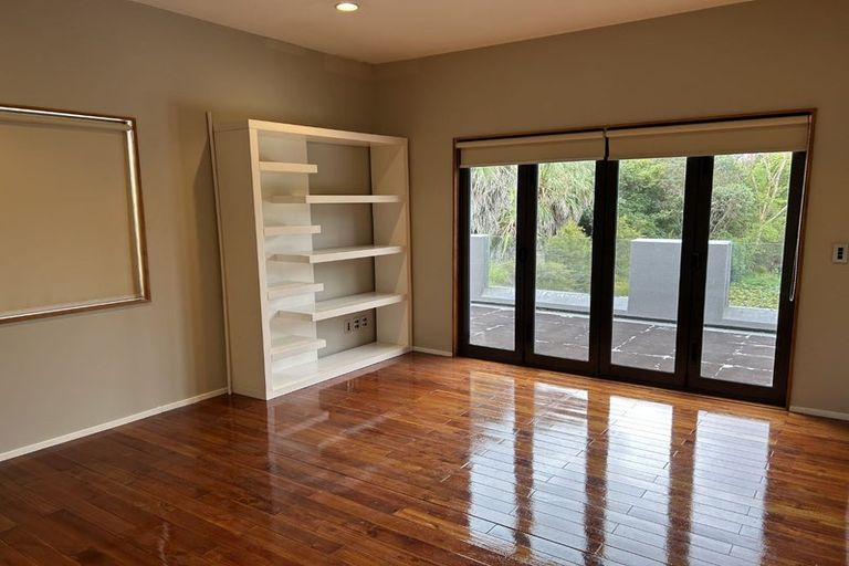 Photo of property in 85 Ngarara Road, Waikanae, 5036