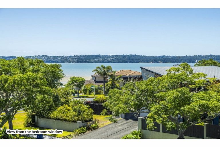 Photo of property in 3 Compass Place, Te Atatu Peninsula, Auckland, 0610
