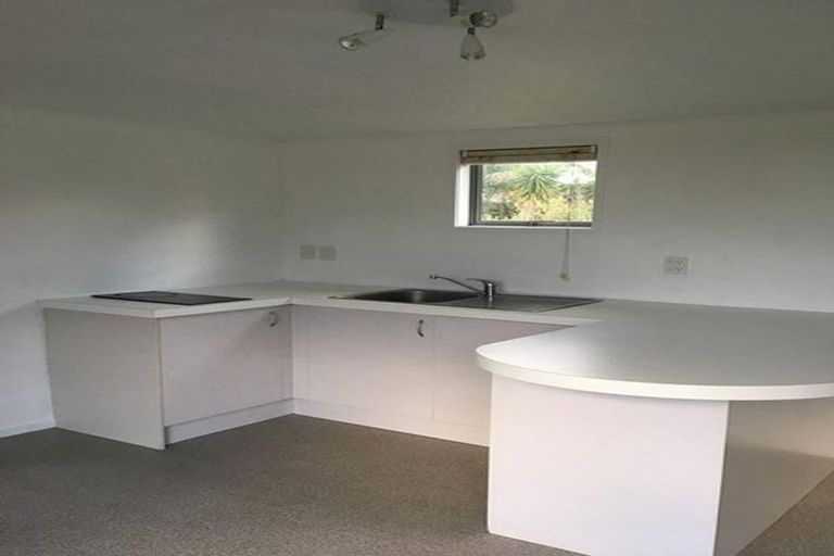 Photo of property in 27 Crispe Road, Clarks Beach, 2122