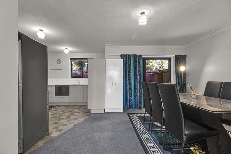 Photo of property in Carmichael Courts, 13/14 Wharenui Road, Upper Riccarton, Christchurch, 8041