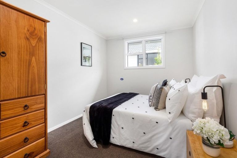 Photo of property in 33 Bannister Avenue, Johnsonville, Wellington, 6037