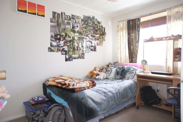 Photo of property in 21 Routley Drive, Glen Eden, Auckland, 0602