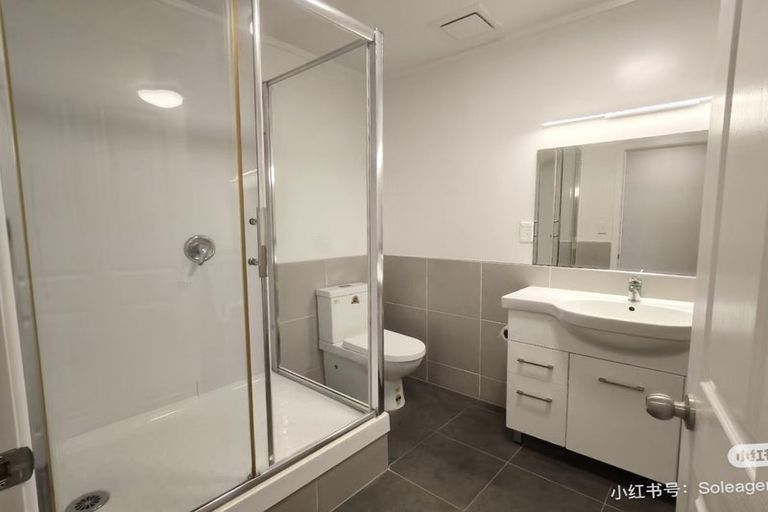Photo of property in 8 Widmore Drive, Massey, Auckland, 0614