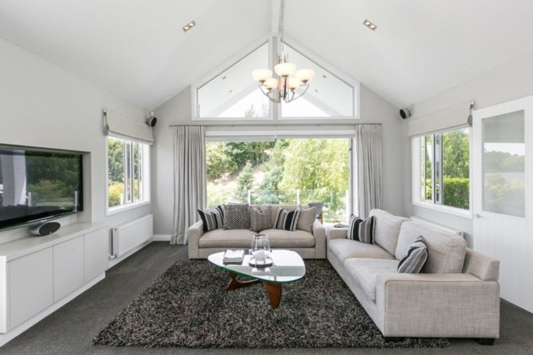 Photo of property in 82 Rochfort Road, Havelock North, 4130