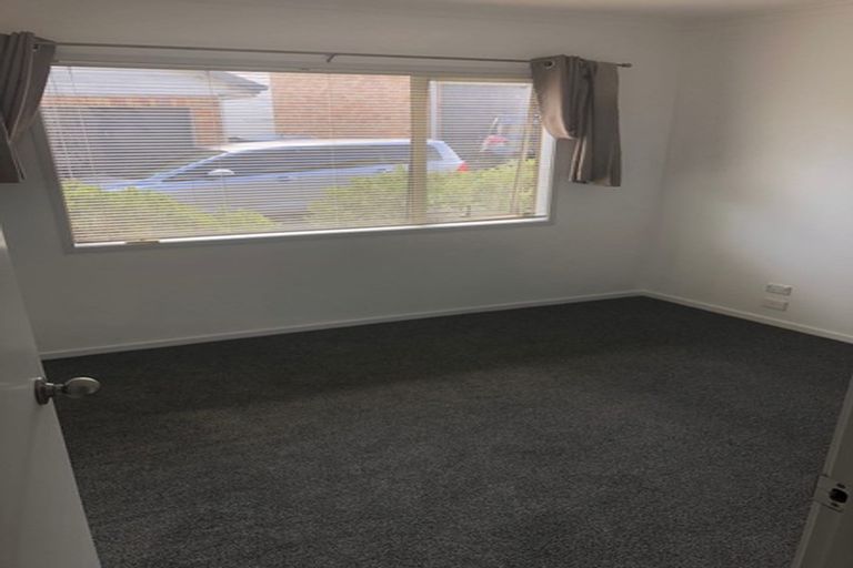 Photo of property in St Claire Village, 141/172 Mcleod Road, Te Atatu South, Auckland, 0610